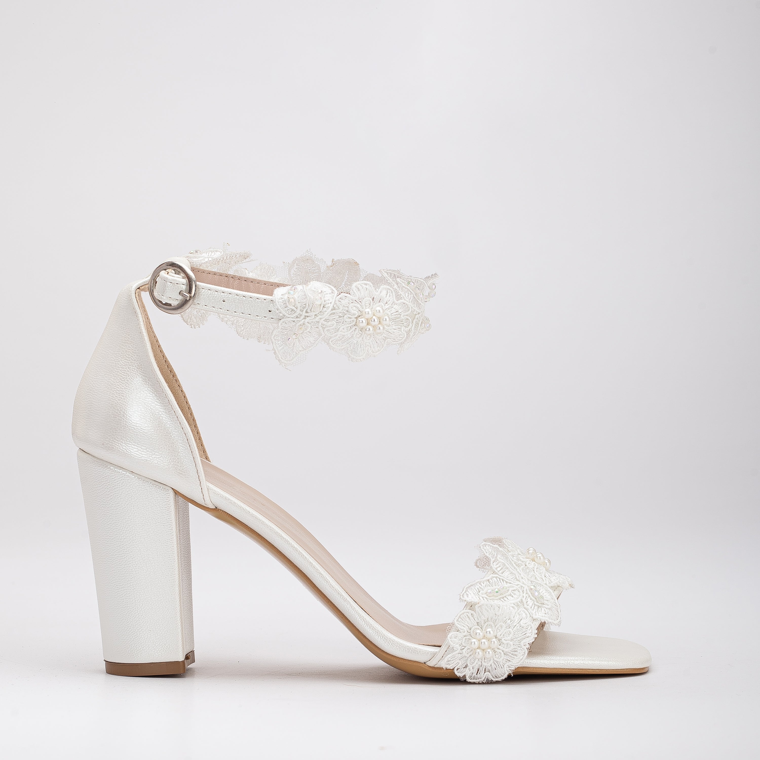 White Wedding Shoes, Bridal Shoes, Block Heels, Lace Wedding Shoes, White Heels, White Bride Shoes, Wedding Shoes, White Lace High Heels