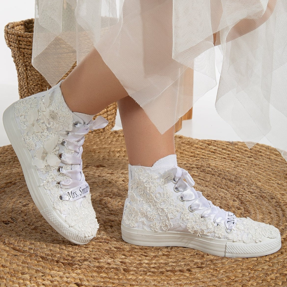 converse, white lace sneakers, lace-up white sneakers, white lace tennis shoes, lace detailed white sneakers, white lace casual shoes, white lace running shoes, women's white lace sneakers, white lace trainers, white lace slip-on sneakers, white lace fashion sneakers