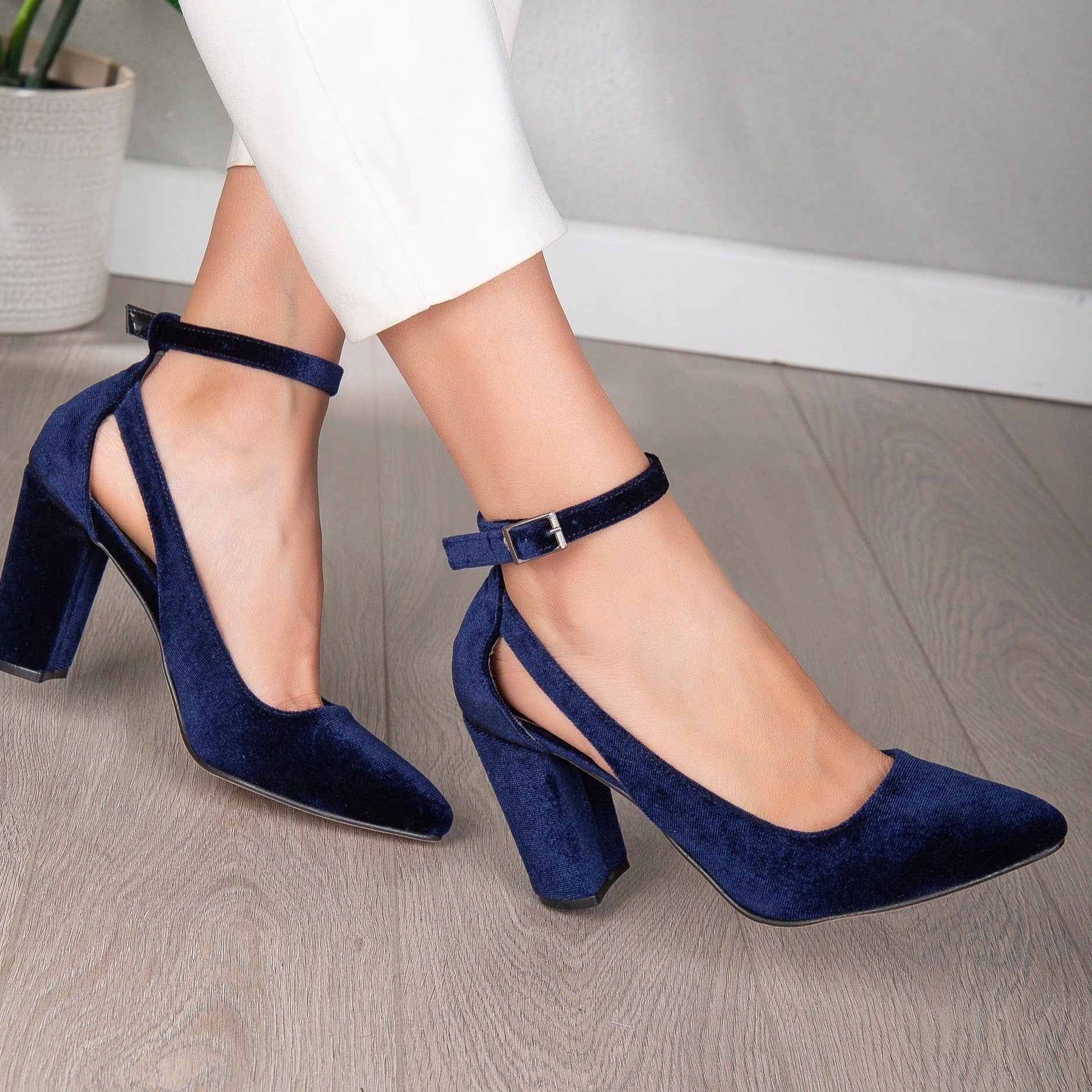 Blue Velvet Shoes, Wedding Shoes, Blue Velvet Bridal Shoes, Blue Wedding Shoes, Blue Velvet Heels, Blue Velvet Heels, Blue Velvet Block Heel