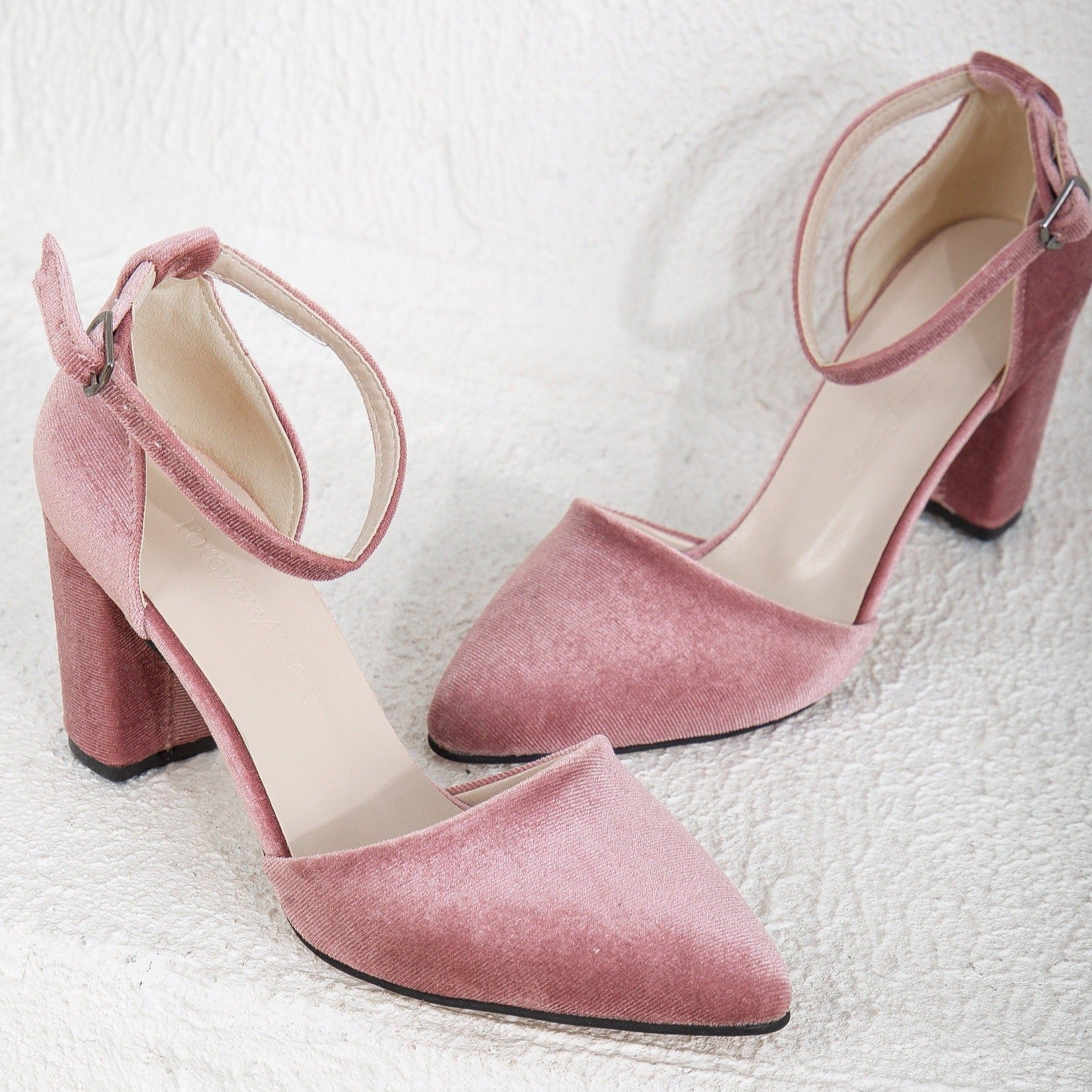 Rose Velvet Shoes, Royal Rose Wedding Shoes, Wedding Heels, Pink Velvet Shoes for Bride, Rose Velvet Bridal Heels, Pink Wedding Block Heels, Wedding Shoes, Wedding Heels, Velvet Block Heels, Rose Velvet Shoes for Bride, Rose velvet Bridal Shoes, Classic Wedding Shoes, Velvet Closed Toe Shoes