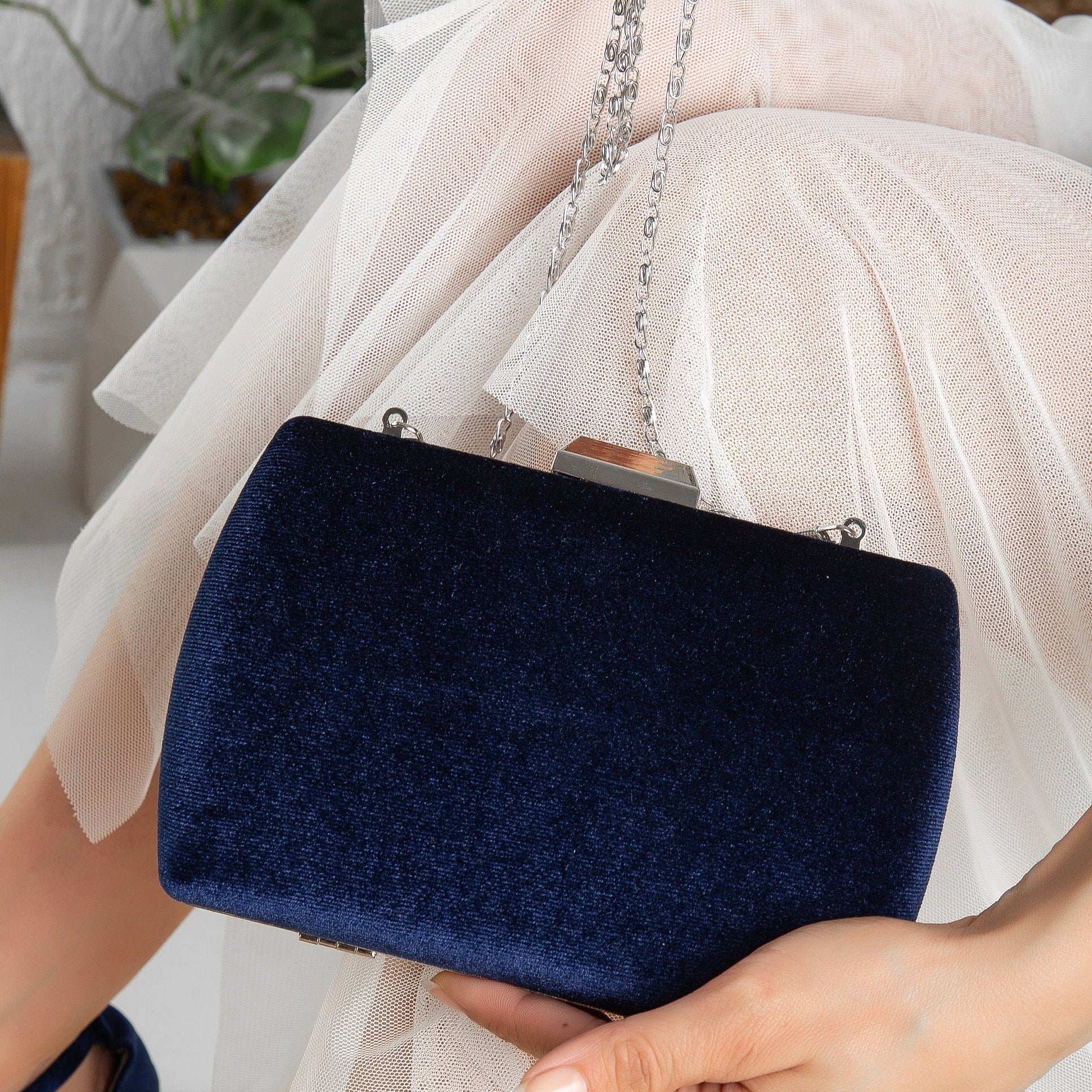 Blue Velvet Clutch, Dark Blue Clutch, Blue Velvet Purse, Dark Blue Clutch, Evening Clutch, Evening Purse, Bridal Clutch, Wedding Clutch